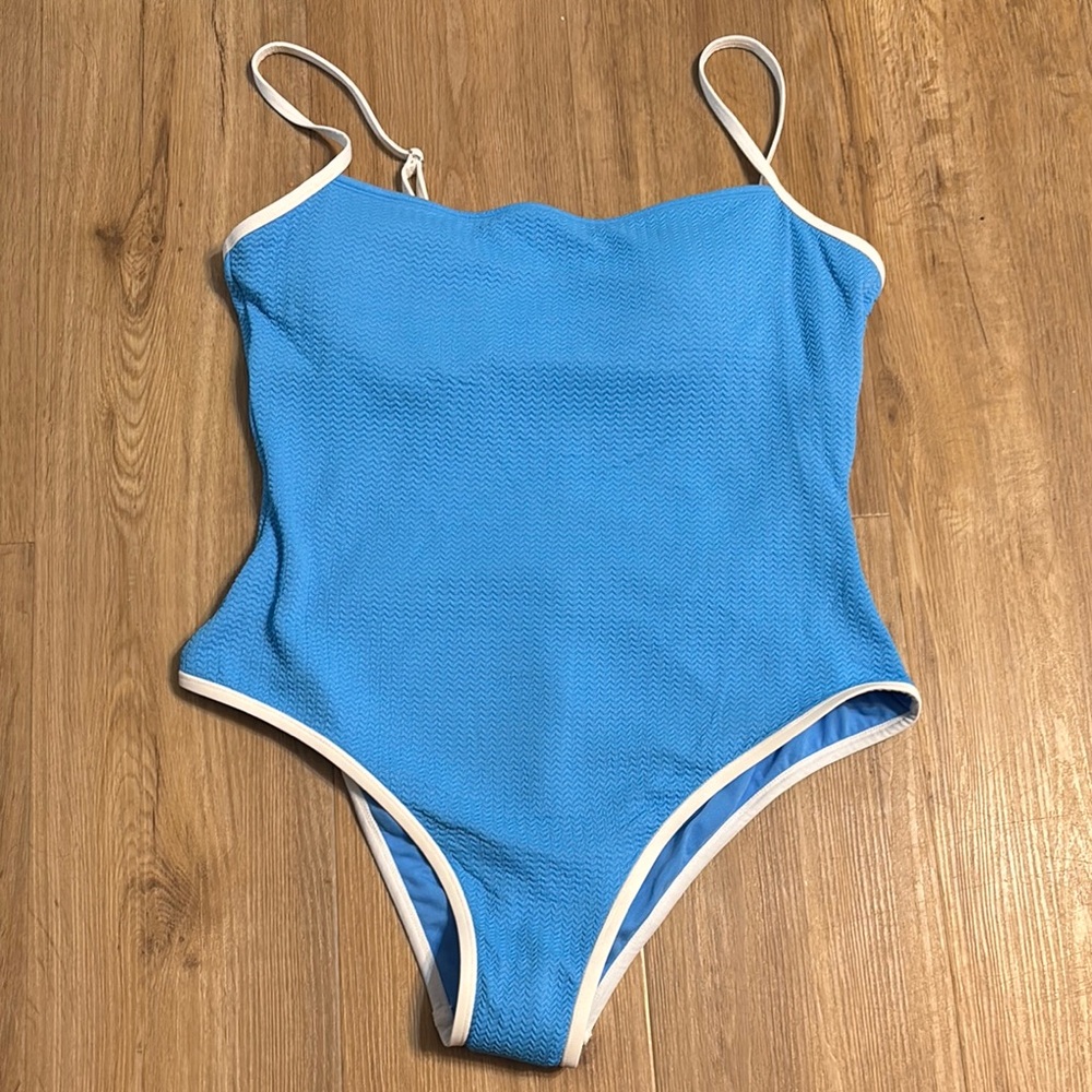 Wild Fable XL One Piece Swimsuit